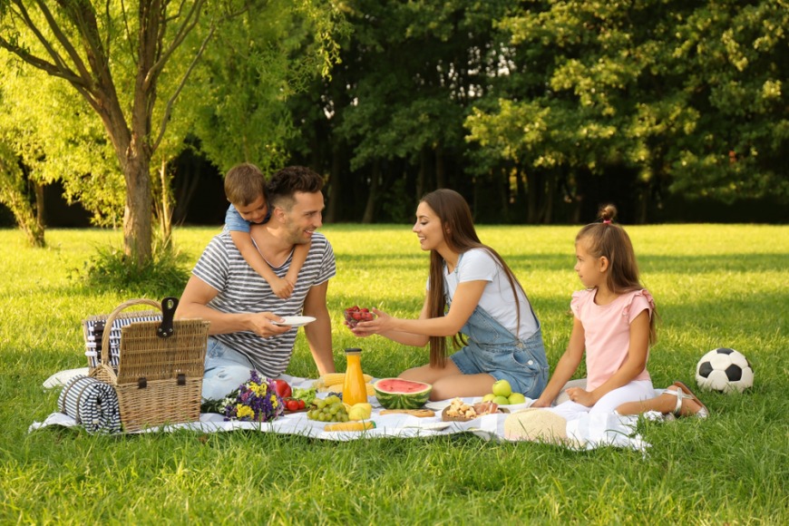 How to keep kids active during the summer How to keep kids active during the summer